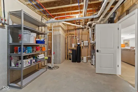 7806 Centerstone Court Indianapolis IN 46259