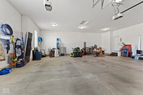7806 Centerstone Court Indianapolis IN 46259