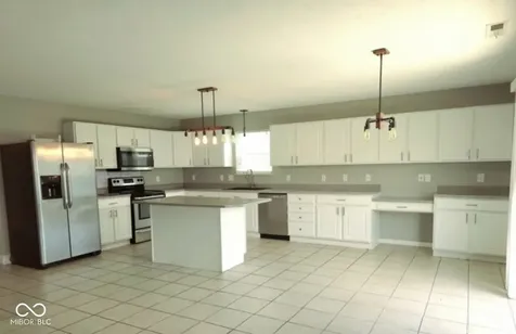 3214 Bristlecone Court Whiteland IN 46184