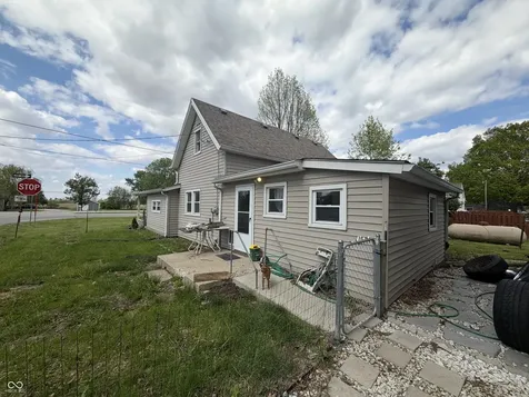 8377 E Us Highway 40 Greenfield IN 46140