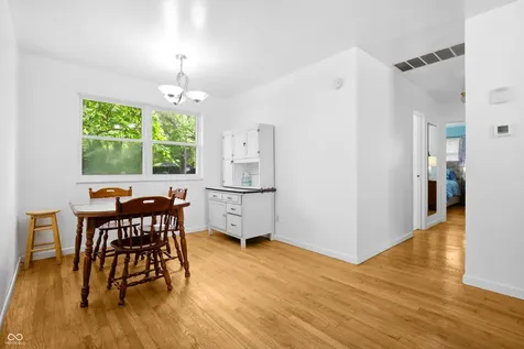 13705 E 200 S Columbus IN 47203