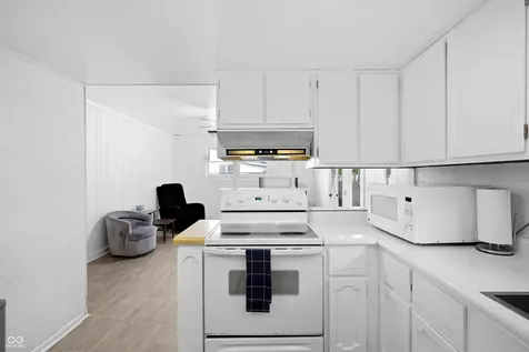 13705 E 200 S Columbus IN 47203