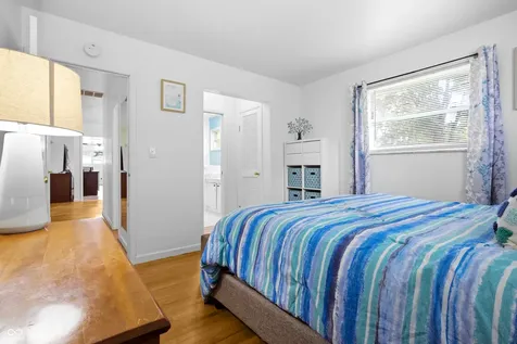 13705 E 200 S Columbus IN 47203
