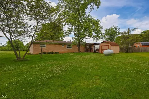 13705 E 200 S Columbus IN 47203