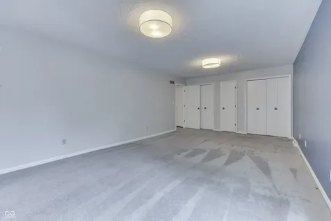 69 E Maple Drive Franklin IN 46131