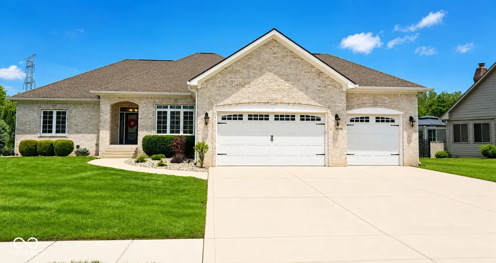 4858 Brentridge Place Greenwood IN 46143