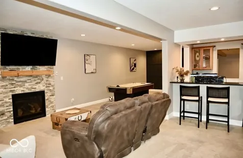 4858 Brentridge Place Greenwood IN 46143