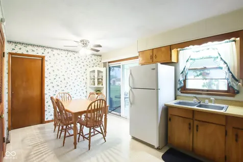 1811 Vickie Drive Indianapolis IN 46239