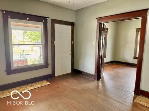 1367 N Kealing Avenue Indianapolis IN 46201