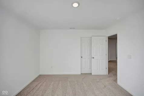 2317 Bear Oak Run Shelbyville IN 46176