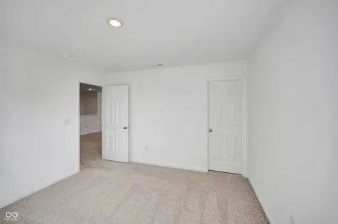 2317 Bear Oak Run Shelbyville IN 46176