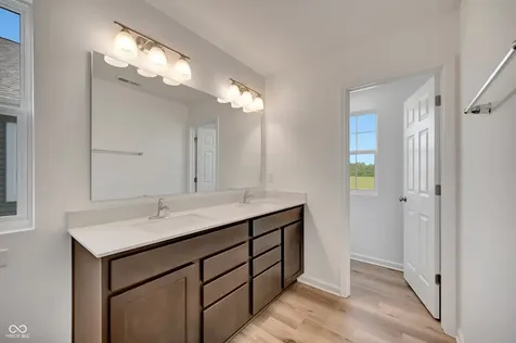2317 Bear Oak Run Shelbyville IN 46176