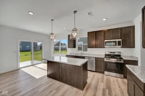 2317 Bear Oak Run Shelbyville IN 46176