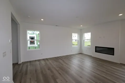 2317 Bear Oak Run Shelbyville IN 46176
