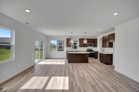 2317 Bear Oak Run Shelbyville IN 46176