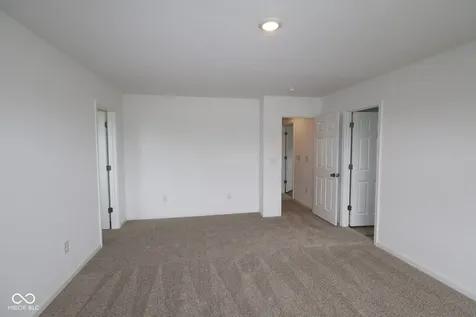 2317 Bear Oak Run Shelbyville IN 46176