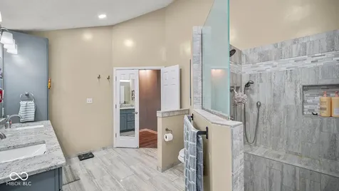 4309 Saffron Drive Indianapolis IN 46237