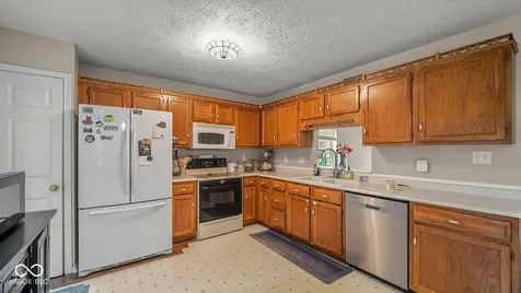 4309 Saffron Drive Indianapolis IN 46237