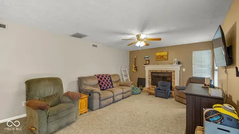 4309 Saffron Drive Indianapolis IN 46237