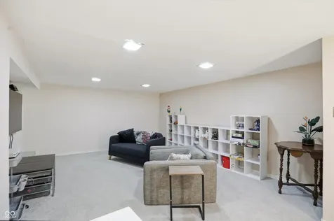 362 Carmelaire Court Carmel IN 46032