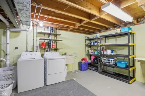 362 Carmelaire Court Carmel IN 46032
