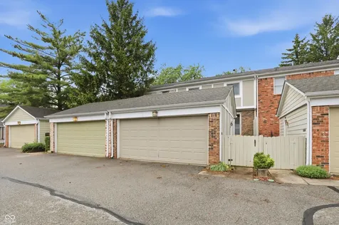 362 Carmelaire Court Carmel IN 46032