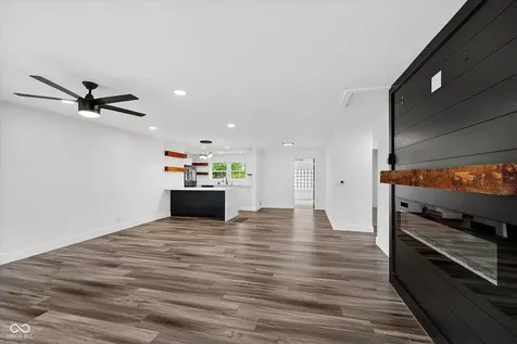248 S 5th Avenue Beech Grove IN 46107