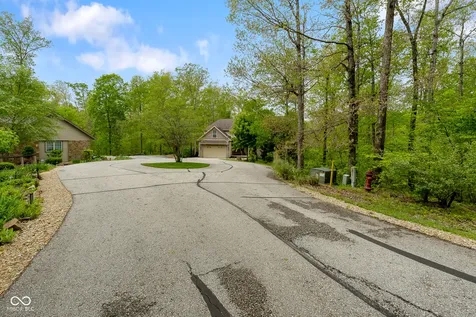151 Hilltop Lane Nashville IN 47448