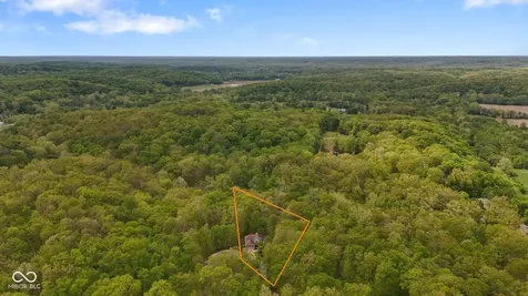151 Hilltop Lane Nashville IN 47448