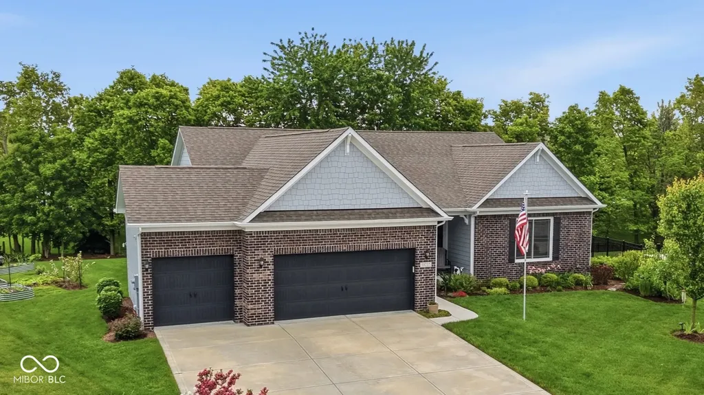 10237 Maiden Court Fishers IN 46040