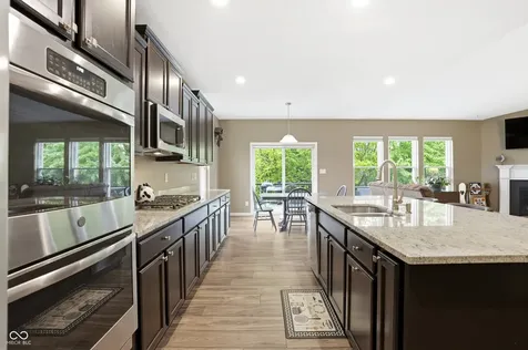 10237 Maiden Court Fishers IN 46040