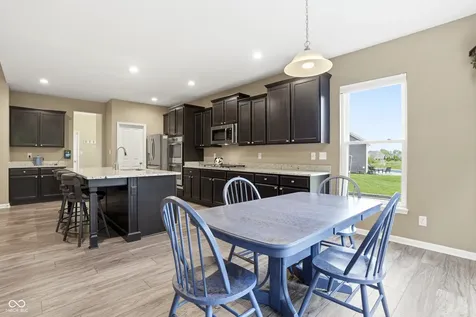 10237 Maiden Court Fishers IN 46040