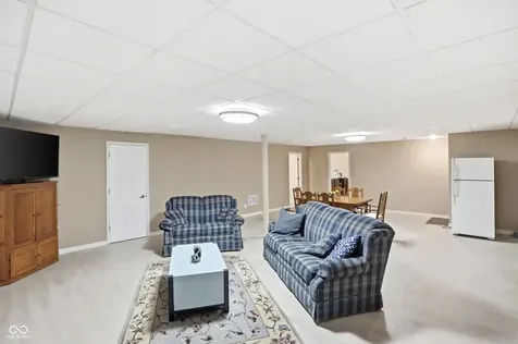 10237 Maiden Court Fishers IN 46040