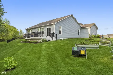 10237 Maiden Court Fishers IN 46040