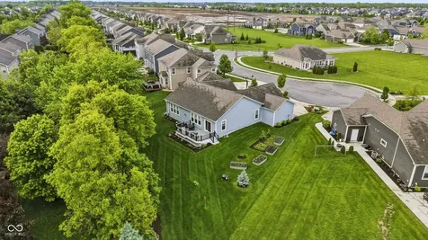 10237 Maiden Court Fishers IN 46040