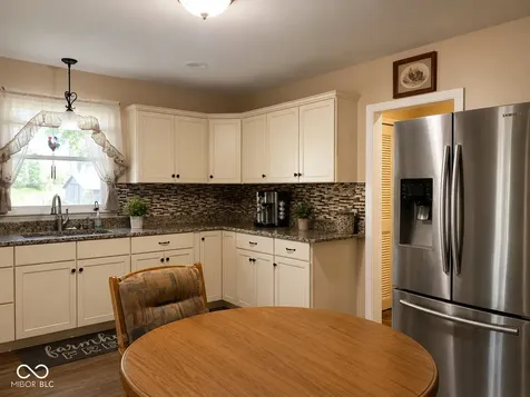 13617 W County Road 400 N Quincy IN 47456