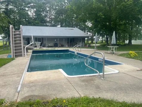 13617 W County Road 400 N Quincy IN 47456