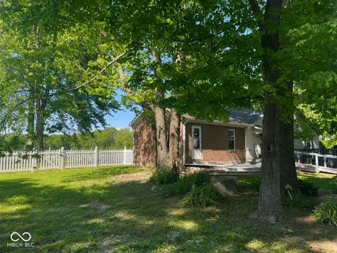 13617 W County Road 400 N Quincy IN 47456
