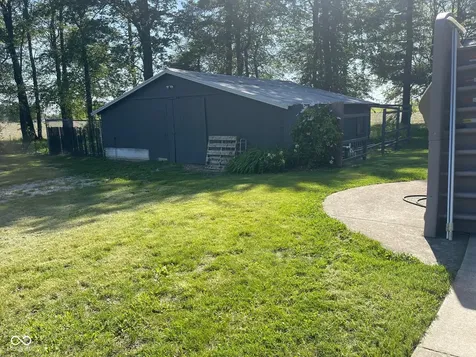 13617 W County Road 400 N Quincy IN 47456