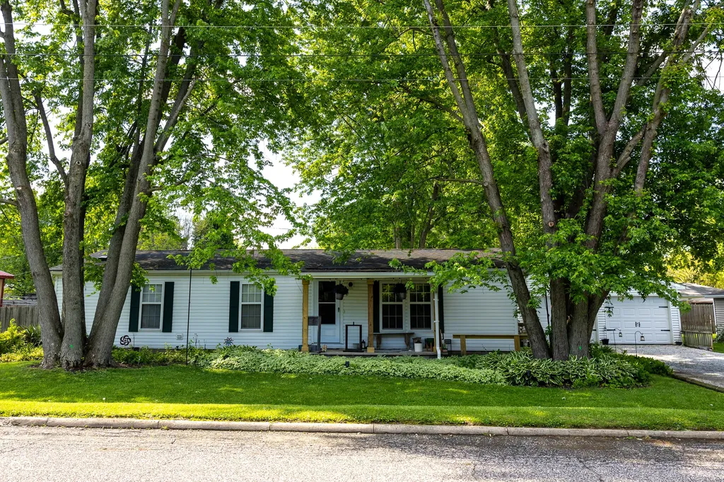 1601 Fairlane Street Crawfordsville IN 47933