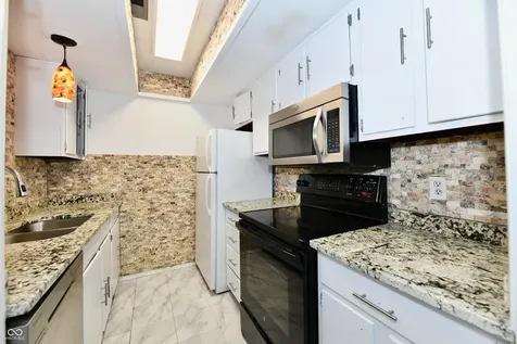 3016 Lake Shore Drive Indianapolis IN 46205