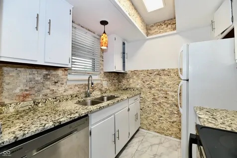 3016 Lake Shore Drive Indianapolis IN 46205