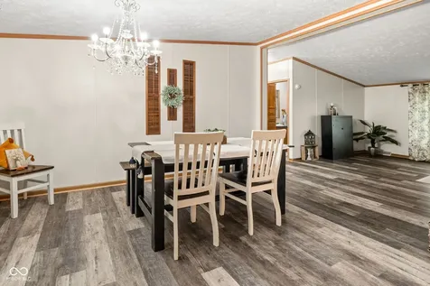 1540 E 900 N Crawfordsville IN 47933