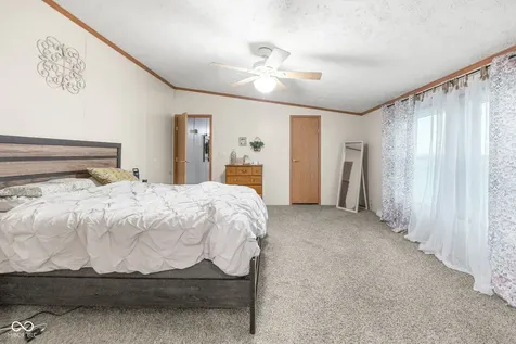 1540 E 900 N Crawfordsville IN 47933