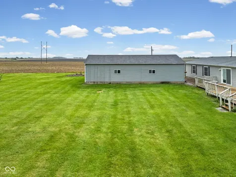 1540 E 900 N Crawfordsville IN 47933