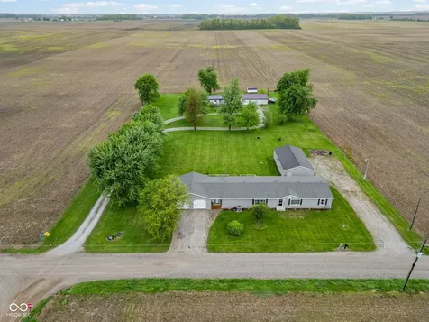 1540 E 900 N Crawfordsville IN 47933