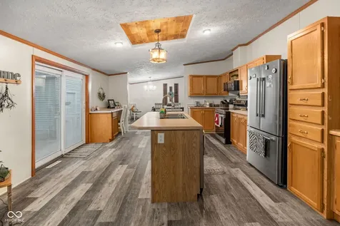 1540 E 900 N Crawfordsville IN 47933