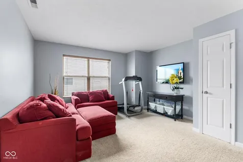 15556 Old Pond Circle Noblesville IN 46060