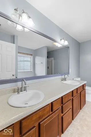 15556 Old Pond Circle Noblesville IN 46060