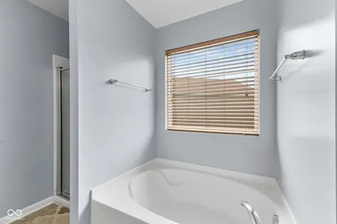 15556 Old Pond Circle Noblesville IN 46060